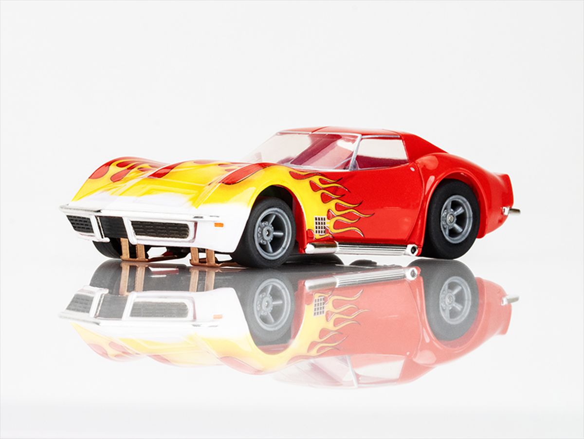AFX Corvette 1970 Red/Yel Wildfire